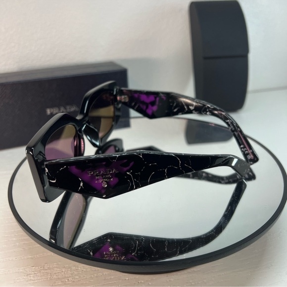 Prada rectangular Sunglasses. NEW! PR 15YS - Picture 5 of 9